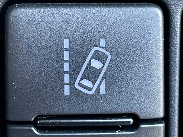 トヨタ アクア G 岡山県 2016(平28)年 3.7万km ブラックマイカ 登録時走行距離36448km/社外7インチナビ/ワンセグTV(AM.FM.CD.DVD.TV.BT)/バックカメラ/ETC/ドライブレコーダー/衝突軽減ブレーキ/クルーズコントロール/レーンキープアシスト/横滑り防止装置/オートライト/オートマチックハイビーム/アイドリングストップ/純正フロアマット/純正LEDライト