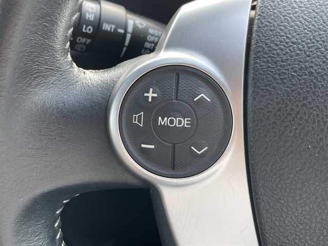 トヨタ アクア G 岡山県 2016(平28)年 3.7万km ブラックマイカ 登録時走行距離36448km/社外7インチナビ/ワンセグTV(AM.FM.CD.DVD.TV.BT)/バックカメラ/ETC/ドライブレコーダー/衝突軽減ブレーキ/クルーズコントロール/レーンキープアシスト/横滑り防止装置/オートライト/オートマチックハイビーム/アイドリングストップ/純正フロアマット/純正LEDライト