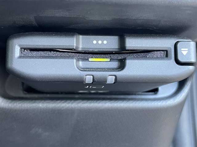 トヨタ アクア G 岡山県 2016(平28)年 3.7万km ブラックマイカ 登録時走行距離36448km/社外7インチナビ/ワンセグTV(AM.FM.CD.DVD.TV.BT)/バックカメラ/ETC/ドライブレコーダー/衝突軽減ブレーキ/クルーズコントロール/レーンキープアシスト/横滑り防止装置/オートライト/オートマチックハイビーム/アイドリングストップ/純正フロアマット/純正LEDライト