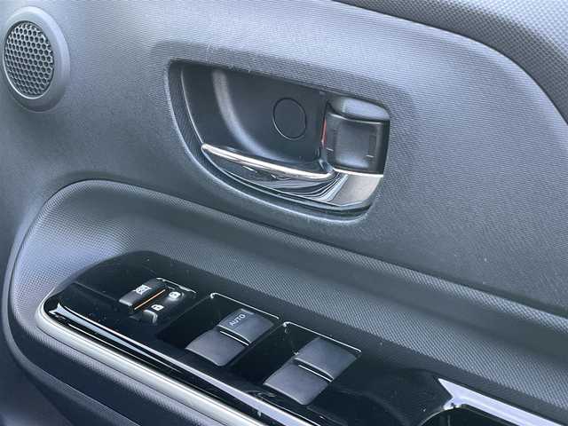 トヨタ アクア G 岡山県 2016(平28)年 3.7万km ブラックマイカ 登録時走行距離36448km/社外7インチナビ/ワンセグTV(AM.FM.CD.DVD.TV.BT)/バックカメラ/ETC/ドライブレコーダー/衝突軽減ブレーキ/クルーズコントロール/レーンキープアシスト/横滑り防止装置/オートライト/オートマチックハイビーム/アイドリングストップ/純正フロアマット/純正LEDライト