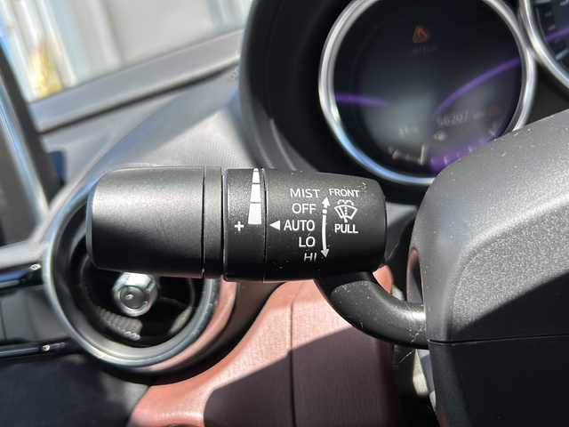 マツダ ロードスター ＲＦ VS 静岡県 2017(平29)年 5.7万km マシーングレープレミアムM 純正ナビ/・Bluetooth/・フルセグTV/・USB/・AM/・FM/主要装備/・MOMOステアリング/・社外シフトノブ/・社外フロントバンパー/・社外カーボンボンネット/・NRG Innovationsクイックリリース/・BLITZ車高調/・17インチBBSアルミホイール/・衝突軽減/・レーンキープ/・横滑り防止装置/・バックカメラ/・シートヒーター/・ETC/・ドラレコ/・純正フロアマット/・社外アルミホイール/・LEDオートライト/・盗難防止装置/・スマートキー/・プッシュスタート