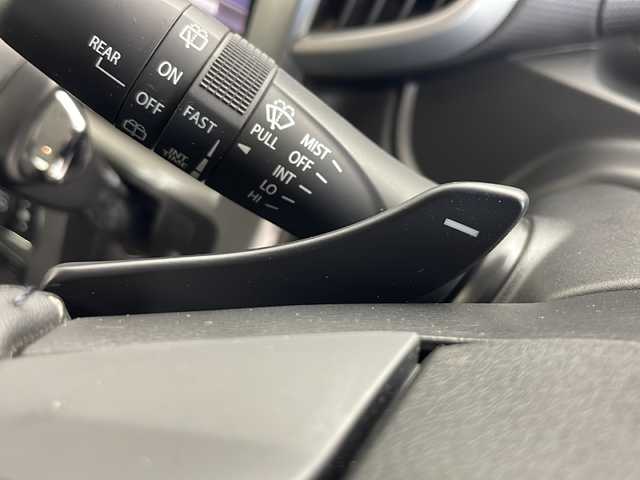 三菱 デリカＤ：２ ハイブリッドMZ 秋田県 2018(平30)年 6.1万km ピュアホワイトP 社外ナビ【FM/AM/BT/CD/DVD】　/フルセグTV/両側パワースライドドア　/ＥＴＣ　/スマートキー　/スペアキー有り/プッシュスタート　/クルーズコントロール　/純正ＡＷ　/全方位カメラ　/衝突被害軽減ブレーキ　/レーンキープアシスト/前席シートヒーター　/横滑り防止装置　/クリアランスソナー/パドルシフト/アイドリングストップ/ステアリングリモコン/オートライト/オートエアコン /コーナーセンサー /電格ミラー/純正フロアマット/フォグライト /サイドバイザー /ウィンカーミラー