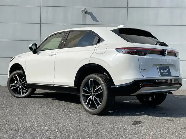 ホンダ ヴェゼル ハイブリッド e:HEV Z 千葉県 2025(令7)年 0.1千km プラチナホワイトパール 登録済未使用車/・登録時走行距離5km/ホンダセンシング/・衝突軽減ブレーキ/レーンキープアシスト/・レーダークルーズコントロール/オートハイビーム/・クリアランスソナー/ブラインドスポットモニター/Honda CONNECTディスプレイナビ/・BT/USB/カープレイ/バックカメラ/ステアリングスイッチ/ETC2.0/ワイヤレス充電/電動パーキングブレーキ/ブレーキホールド/ハーフレザーシート/シートヒーター(D/N席)/LEDヘッドライト/オートライト/スマートキー/プッシュスタート