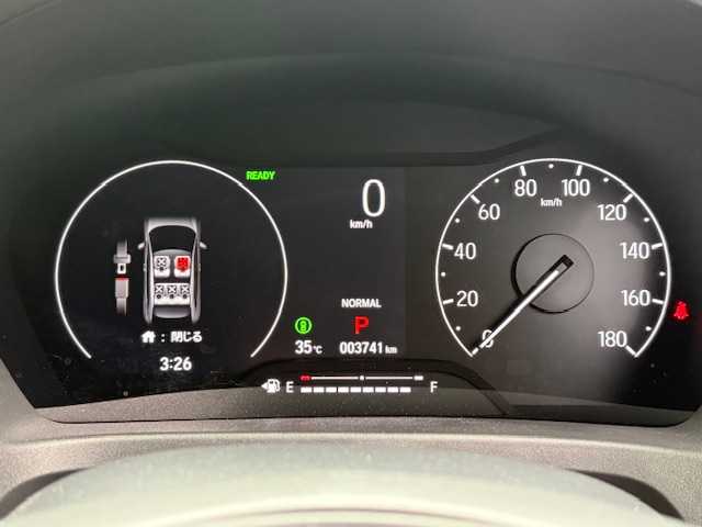 ホンダ ヴェゼル ハイブリッド e:HEV Z 大阪府 2024(令6)年 0.4万km クリスタルブラックパール 純正9型ディスプレイオーディオ/バックカメラ/フルセグ/ホンダセンシング/ブラインドスポットモニター/ワイヤレス充電/電動リアゲート/シートヒーター/ステアリングヒーター/ハーフレザーシート/ドライブレコーダー/ビルトインETC2.0/純正アルミホイール/スマートキー×2