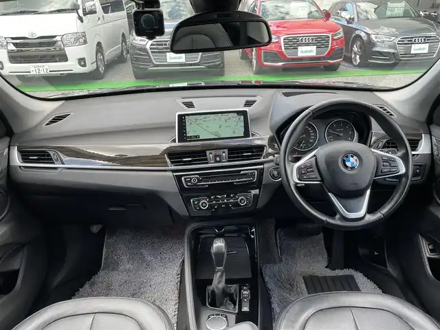 ＢＭＷ Ｘ１ xDrive 18d xライン 兵庫県 2017(平29)年 5.5万km サファイアブラックP ・ワンオーナー/・ラグジュアリーパッケージ//黒本革/シートヒーター/電動シート/・純正ナビ/・CD/DVD/BT/USB/・バックカメラ/・ステアリングリモコン/・ヘッドアップディスプレイ/・パワーバックドア/・ドライブレコーダー360度/・アダプティブクルーズコントロール/・オートLEDヘッドランプ/・前後ソナー/・H30/R1/3/6年ディーラー点検記録/・INNO製ルーフキャリア/・アイドリングストップ/・インテリジェントセーフティ//衝突警告//歩行者警告//車線逸脱警告