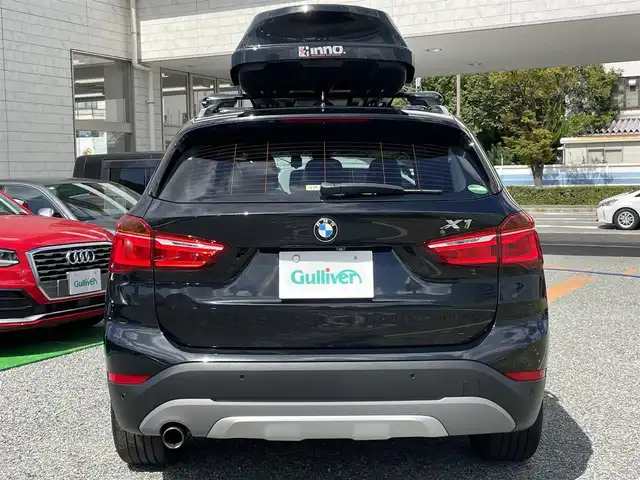 ＢＭＷ Ｘ１ xDrive 18d xライン 兵庫県 2017(平29)年 5.5万km サファイアブラックP ・ワンオーナー/・ラグジュアリーパッケージ//黒本革/シートヒーター/電動シート/・純正ナビ/・CD/DVD/BT/USB/・バックカメラ/・ステアリングリモコン/・ヘッドアップディスプレイ/・パワーバックドア/・ドライブレコーダー360度/・アダプティブクルーズコントロール/・オートLEDヘッドランプ/・前後ソナー/・H30/R1/3/6年ディーラー点検記録/・INNO製ルーフキャリア/・アイドリングストップ/・インテリジェントセーフティ//衝突警告//歩行者警告//車線逸脱警告