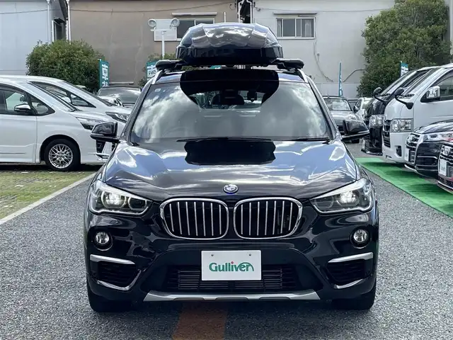 ＢＭＷ Ｘ１ xDrive 18d xライン 兵庫県 2017(平29)年 5.5万km サファイアブラックP ・ワンオーナー/・ラグジュアリーパッケージ//黒本革/シートヒーター/電動シート/・純正ナビ/・CD/DVD/BT/USB/・バックカメラ/・ステアリングリモコン/・ヘッドアップディスプレイ/・パワーバックドア/・ドライブレコーダー360度/・アダプティブクルーズコントロール/・オートLEDヘッドランプ/・前後ソナー/・H30/R1/3/6年ディーラー点検記録/・INNO製ルーフキャリア/・アイドリングストップ/・インテリジェントセーフティ//衝突警告//歩行者警告//車線逸脱警告
