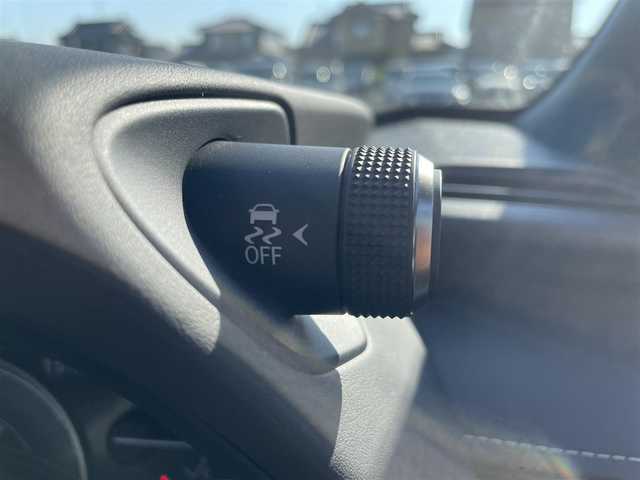 レクサス ＵＸ 250h ブラウンエディション 熊本県 2020(令2)年 5.2万km ソニックチタニウム 純正メーカーOPナビDTV/・CD/DVD/BT/USB/SD/AUX/フルセグ/全周囲カメラ/ETC/LEDライト/・オートライト/・オートＨビーム/フォグ/革シート/・前席メモリ付きパワーシート/・シートヒーター/電動リアゲート/純正17インチアルミホイール/ステアリングリモコン/トヨタセーフティセンス/・ＰＣＳ/・ＢＳＭ/スマートキー/スペアキー×２/保証書・取説有り