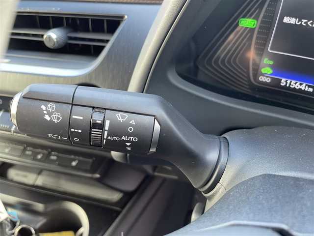 レクサス ＵＸ 250h ブラウンエディション 熊本県 2020(令2)年 5.2万km ソニックチタニウム 純正メーカーOPナビDTV/・CD/DVD/BT/USB/SD/AUX/フルセグ/全周囲カメラ/ETC/LEDライト/・オートライト/・オートＨビーム/フォグ/革シート/・前席メモリ付きパワーシート/・シートヒーター/電動リアゲート/純正17インチアルミホイール/ステアリングリモコン/トヨタセーフティセンス/・ＰＣＳ/・ＢＳＭ/スマートキー/スペアキー×２/保証書・取説有り