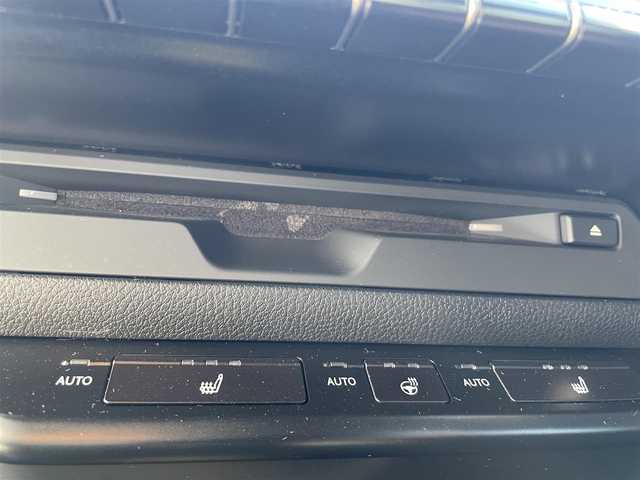 レクサス ＵＸ 250h ブラウンエディション 熊本県 2020(令2)年 5.2万km ソニックチタニウム 純正メーカーOPナビDTV/・CD/DVD/BT/USB/SD/AUX/フルセグ/全周囲カメラ/ETC/LEDライト/・オートライト/・オートＨビーム/フォグ/革シート/・前席メモリ付きパワーシート/・シートヒーター/電動リアゲート/純正17インチアルミホイール/ステアリングリモコン/トヨタセーフティセンス/・ＰＣＳ/・ＢＳＭ/スマートキー/スペアキー×２/保証書・取説有り