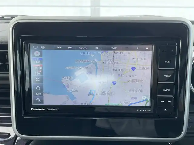 スズキ スペーシア カスタム HYBRID XS ターボ 千葉県 2022(令4)年 0.8万km ピュアホワイトP ワンオーナー/衝突軽減ブレーキ/両側パワースライドドア/社外７インチナビ/フルセグＴＶ/バックカメラ/ハーフレザーシート/シートヒーター/純正１５インチアルミホイール/ＬＥＤヘッドライト