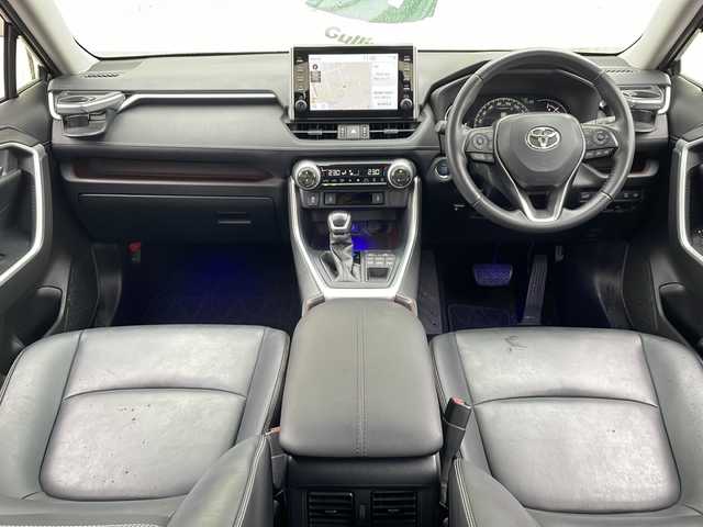 トヨタ ＲＡＶ４ G 道北・旭川 2021(令3)年 6.9万km アティチュードブラックマイカ /純正ディスプレイオーディオナビ//BT/USB//パノラミックビューモニター//パノラマルーフ//4WD//禁煙車//トヨタセーフティセンス/LTA/PCS/BSM/クリアランスソナー/RCTA/PKSB/ACC/RSA/先行車発進告知//革巻きステアリング//ハンドルヒーター//ステアリングスイッチ//合皮レザーシート//前席シートヒーター//パワーシート//メモリーシート//LEDヘッドライト//オートライト//オートマチックハイビーム//電動リアゲート//スペアキー//フォグランプ//ドライブレコーダー//ETC//純正フロアマット//ルーフレール//ドアバイザー//取扱説明書//保証書