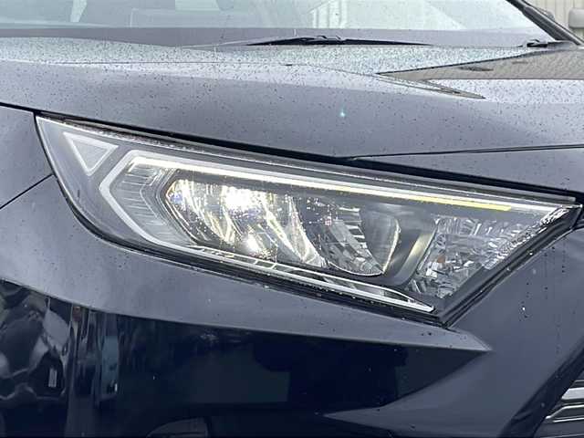 トヨタ ＲＡＶ４ G 道北・旭川 2021(令3)年 6.9万km アティチュードブラックマイカ /純正ディスプレイオーディオナビ//BT/USB//パノラミックビューモニター//パノラマルーフ//4WD//禁煙車//トヨタセーフティセンス/LTA/PCS/BSM/クリアランスソナー/RCTA/PKSB/ACC/RSA/先行車発進告知//革巻きステアリング//ハンドルヒーター//ステアリングスイッチ//合皮レザーシート//前席シートヒーター//パワーシート//メモリーシート//LEDヘッドライト//オートライト//オートマチックハイビーム//電動リアゲート//スペアキー//フォグランプ//ドライブレコーダー//ETC//純正フロアマット//ルーフレール//ドアバイザー//取扱説明書//保証書