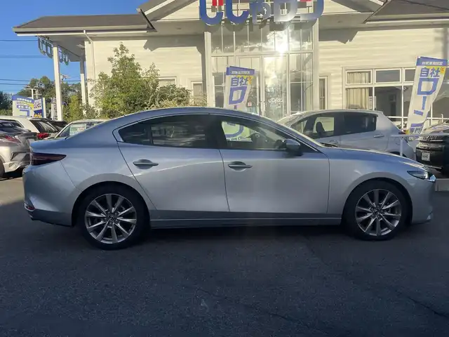 マツダ マツダ３セダン XD Lパッケージ 愛知県 2019(令1)年 14.1万km ソニックシルバーM (株)IDOMが運営する【じしゃロン名古屋鳴海店】の自社ローン専用車両になります。こちらは現金またはオートローンご利用の価格の価格です。自社ローンご希望の方は別途その旨お申し付けください。/ETC/プッシュスタート/ウィンカーミラー/バックカメラ