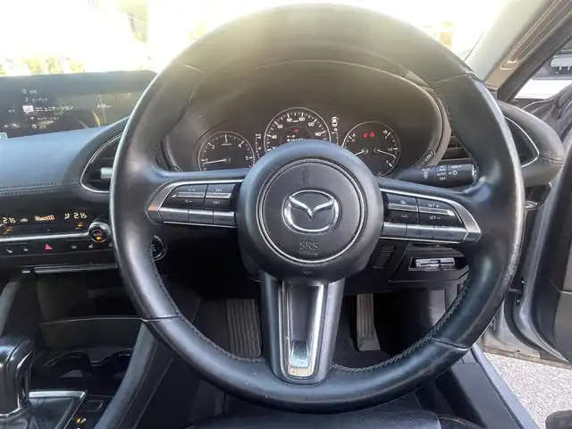 マツダ マツダ３セダン XD Lパッケージ 愛知県 2019(令1)年 14.1万km ソニックシルバーM (株)IDOMが運営する【じしゃロン名古屋鳴海店】の自社ローン専用車両になります。こちらは現金またはオートローンご利用の価格の価格です。自社ローンご希望の方は別途その旨お申し付けください。/ETC/プッシュスタート/ウィンカーミラー/バックカメラ