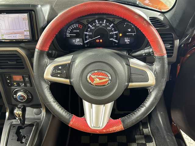 ダイハツ コペン ローブ 沖縄県 2014(平26)年 7.5万km トニコオレンジメタリック 県外仕入　/禁煙車　/ワンオーナー　/社外ナビ（ワンセグ，ＣＤ，ラジオ）　/ハーフレザーシート　/ＥＴＣ　/ＬＥＤヘッドライト　/純正16インチアルミホイール　/純正フロアマット/シートヒーター　/アイドリングストップ　/スマートキー