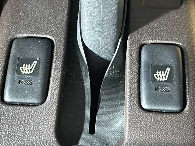 ダイハツ コペン ローブ 沖縄県 2014(平26)年 7.5万km トニコオレンジメタリック 県外仕入　/禁煙車　/ワンオーナー　/社外ナビ（ワンセグ，ＣＤ，ラジオ）　/ハーフレザーシート　/ＥＴＣ　/ＬＥＤヘッドライト　/純正16インチアルミホイール　/純正フロアマット/シートヒーター　/アイドリングストップ　/スマートキー