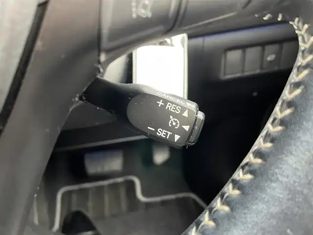 トヨタ ハリアー ハイブリッド プレミアム スタイルアッシュ 山形県 2017(平29)年 8.5万km ホワイトパールクリスタルシャイン 4WD/メモリナビ/　　【CD DVD BT フルセグ USB】/バックカメラ/電動リアゲート/クルーズコントロール/LEDオートヘッドライト/ハーフレザーシート/パワーシート/シートヒーター/純正18インチアルミホイール/ルームミラー型ドラレコ/アイドリングストップ/ステアリングスイッチ/MTモード付AT/電動格納ウィンカーミラー/フォグランプ/スマートキー×2/ETC