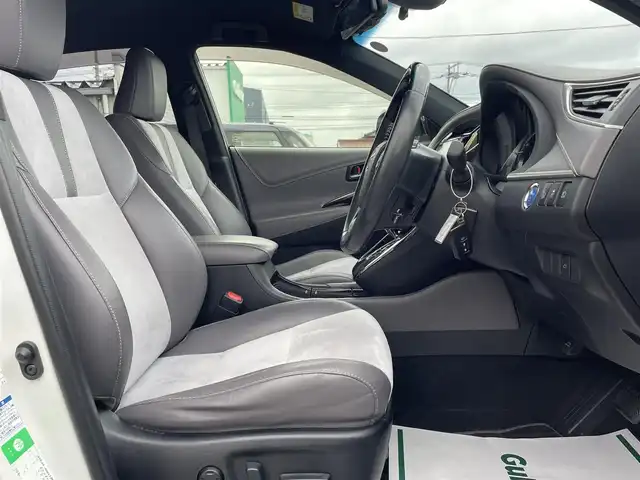 トヨタ ハリアー ハイブリッド プレミアム スタイルアッシュ 山形県 2017(平29)年 8.5万km ホワイトパールクリスタルシャイン 4WD/メモリナビ/　　【CD DVD BT フルセグ USB】/バックカメラ/電動リアゲート/クルーズコントロール/LEDオートヘッドライト/ハーフレザーシート/パワーシート/シートヒーター/純正18インチアルミホイール/ルームミラー型ドラレコ/アイドリングストップ/ステアリングスイッチ/MTモード付AT/電動格納ウィンカーミラー/フォグランプ/スマートキー×2/ETC