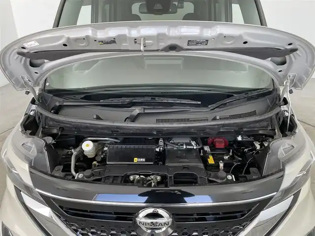 日産 ルークス HWS Gターボ プロパイロットED 大分県 2022(令4)年 1.1万km フローズンバニラパール 純正SDナビ/プロパイロット/インテリジェントアラウンドビューモニター/インテリジェント エマージェンシーブレーキ/両側パワースライドドア/オートブレーキホールド/コーナーセンサー（前後）/ハイビームアシスト/LEDヘッドライト/ビルトインETC/純正アルミホイル15インチ/スペアキー/プッシュスタート