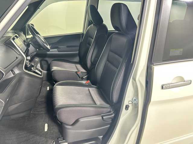 日産 セレナ ハイウェイスター プロパイロットED 神奈川県 2017(平29)年 5.7万km ブリリアントホワイトパール プロパイロット/純正8型SDナビゲーション【MM516D-L】/・BT/フルセグTV/CD/DVD/SD/BD/AUX/バックカメラ/純正フリップダウンモニター/両側電動スライドドア/電動サイドブレーキ/オートブレーキホールド/ETC/ドライブレコーダー/アイドリングストップ機能/ECOモード/革巻きステアリング/ステアリングスイッチ/Autoライト/電動格納ミラー/ウィンカーミラー/シートリフター/LEDヘッドライト/フォグランプ/純正フロアマット/純正16インチアルミホイール/純正ドアバイザー