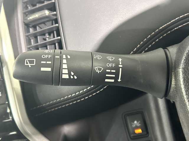 日産 セレナ ハイウェイスター プロパイロットED 神奈川県 2017(平29)年 5.7万km ブリリアントホワイトパール プロパイロット/純正8型SDナビゲーション【MM516D-L】/・BT/フルセグTV/CD/DVD/SD/BD/AUX/バックカメラ/純正フリップダウンモニター/両側電動スライドドア/電動サイドブレーキ/オートブレーキホールド/ETC/ドライブレコーダー/アイドリングストップ機能/ECOモード/革巻きステアリング/ステアリングスイッチ/Autoライト/電動格納ミラー/ウィンカーミラー/シートリフター/LEDヘッドライト/フォグランプ/純正フロアマット/純正16インチアルミホイール/純正ドアバイザー