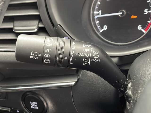 マツダ マツダ３ファストバック XD プロアクティブ ツーリングS 千葉県 2019(令1)年 2.5万km スノーフレイクホワイトパールマイカ 純正ナビ/（AM/FM/Bluetooth/CD/DVD/TV//HDMI/AppleCarPlay/AndroidAuto）/ドライブレコーダー(前後)/バックカメラ/レーダークルーズコントロール/レーンキープアシスト/衝突被害軽減ブレーキ/クリアランスソナー(前後)/標識認識機能/ブラインドスポットモニター/ヘッドアップディスプレイ/電動パーキングブレーキ/オートホールド/オートマチックハイビーム/ETC/シートヒーター(D+N席)/ステアリングヒーター/パワーシート(D席)/メモリーシート(D席)/LEDヘッドライト/純正18インチアルミホイール/純正フロアマット/ステアリングスイッチ/ドアバイザー/トノカバー/エアバッグ(W+サイド＋カーテン)/プッシュスタート/横滑り防止装置