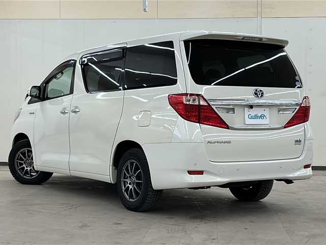 トヨタ アルファードハイブリット G 道央・札幌 2012(平24)年 14.5万km ゴールドパールクリスタルシャイン /4WD//社外HDDナビ(フルセグ、CD、DVD、Bt、AM、FM、SD)//ツインサンルーフ//バックカメラ//フリップダウンモニター//クルーズコントロール//両側パワースライドドア//革調シートカバー//パワーシート(D/N)//スマートキー//プッシュスタート//キセノンヘッドライト//オートライト//フォグランプ//社外16インチアルミホイール//純正16インチAW夏タイヤ車載//ETC//新車時保証書//取扱説明書//スペアキー×1