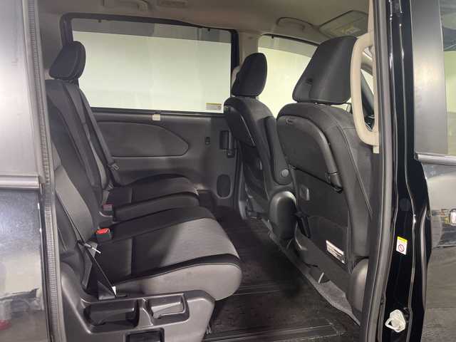 日産 セレナ e－パワー ハイウェイスター V 神奈川県 2022(令4)年 1.9万km ダイヤモンドブラック フリップダウンモニター/アラウンドビューモニター/両側パワースライドドア/純正9型ナビゲーション/フルセグ　Bluetooth　CD　DVD　AM　FM/プロパイロット/レーンキープアシスト/横滑り防止装置/衝突被害軽減システム/パーキングアシスト/コーナーセンサー前後/アダプティブクルーズコントロール/ブラインドスポットモニター/純正前後ドライブレコーダー/ステアリングヒーター/シートヒーター/ETC/純正15インチAW/フォグランプ/LEDライト/オートライト