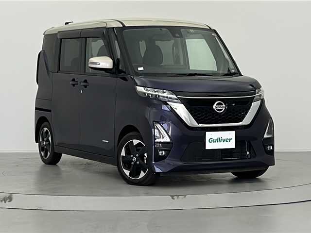 日産 ルークス ハイウェイスター X 宮城県 2021(令3)年 0.5万km フローズンバニラパール SD未着の為動作確認未済み/日産オリジナル9インチSDナビ/フルセグテレビ/　【CD/DVD/Bluetooth/SD/USB/ipod/AM/FM】/ナビ連動純正ドライブレコーダー(前方)/衝突軽減ブレーキ/全方位カメラ/バックカメラ/ビルトインETC/ステアリングスイッチ/片側パワースライドドア/ハンズフリーオートスライドドア/前後コーナーセンサー/オートライト/LEDヘッドライト/LEDフォグライト/リアサーキュレーター(プラズイオンマクラスター機能付)/純正14インチアルミホイール/純正フロアマット/ドアバイザー/プッシュスタートボタン/防眩ミラー/スペアキー1本/電動格納ウィンカーミラー