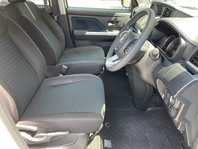 トヨタ ルーミー カスタムG－T 福島県 2021(令3)年 1.3万km パールホワイトⅢ AIS検査済み/【2503041737】/CLS FOXフロントバンパー（社外）/CLS FOXリアバンパー（社外）/エクストリームJ XJ07新品アルミホイール（社外）/マッドスターラジアルA/T新品タイヤ（社外）/エスペリア1インチリフトアップコイル（社外）/トヨタセーフティセンス/ディスプレイオーディオ/（フルセグTV・Bluetooth）/両側パワースライドドア/全方位カメラ/ビルトインETC/電動パーキングブレーキ/アイドリングストップ/LEDヘッドライト/プッシュスタート/スマートキー/クリアランスソナー/横滑り防止/社外パーツ取付済み