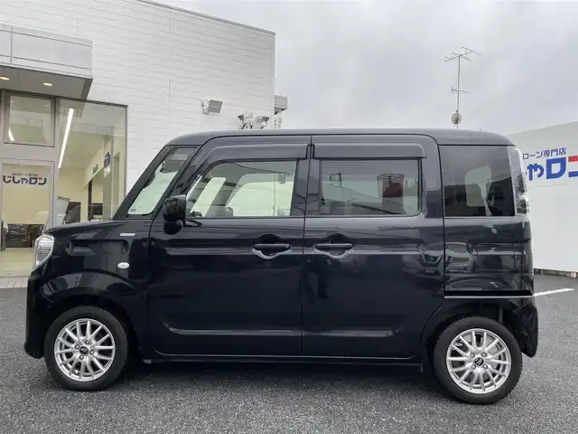 スズキ スペーシア 埼玉県 2018(平30)年 8.8万km ブルーイッシュブラックパール3 (株)IDOMが運営する【じしゃロン鳩ヶ谷店】の自社ローン専用車両になりますこちらは現金またはオートローンご利用時の価格です。自社ローンご希望の方は別途その旨お申付け下さい/社外ナビ/・TV/AM/FM/CD/BT/バックカメラ/コーナーセンサー/衝突軽減ブレーキ/レーンアシスト/アイドリングストップ/スマートキー/プッシュスタート/ドラレコ/社外アルミ/純正フロアマット
