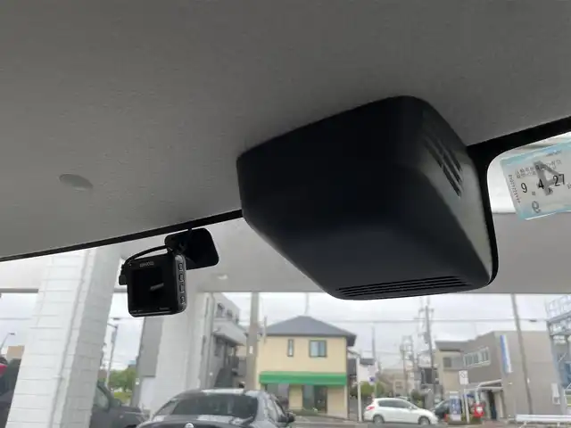 スズキ スペーシア 埼玉県 2018(平30)年 8.8万km ブルーイッシュブラックパール3 (株)IDOMが運営する【じしゃロン鳩ヶ谷店】の自社ローン専用車両になりますこちらは現金またはオートローンご利用時の価格です。自社ローンご希望の方は別途その旨お申付け下さい/社外ナビ/・TV/AM/FM/CD/BT/バックカメラ/コーナーセンサー/衝突軽減ブレーキ/レーンアシスト/アイドリングストップ/スマートキー/プッシュスタート/ドラレコ/社外アルミ/純正フロアマット