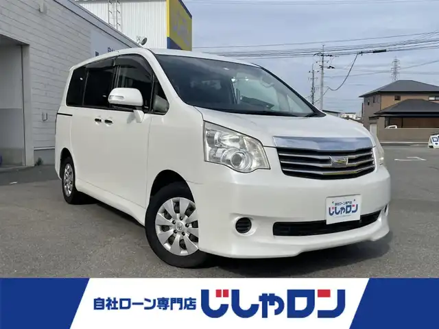 トヨタ ノア X Gエディション 佐賀県 2012(平24)年 9.6万km ホワイトパールクリスタルシャイン (株)IDOMが運営する【じしゃロン佐賀店】の自社ローン専用車両になります。こちらは現金またはオートローンご利用時の価格です。自社ローンご希望の方は別途その旨お申付け下さい/純正ＳＤナビ/フルセグテレビ/Ｂｌｕｅｔｏｏｔｈ/バックカメラ/ビルトインＥＴＣ/社外ドライブレコーダー/両側パワースライドドア/MTモード付きAT/前席シートヒーター/オートライト/HIDヘッドライト/純正フロアマット