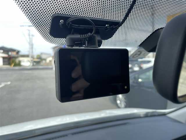 トヨタ ノア X Gエディション 奈良県 2012(平24)年 9.6万km ホワイトパールクリスタルシャイン ”(株)IDOMが運営する【じしゃロン堺店】の自社ローン専用車両になります。/こちらは現金またはオートローンご利用時の価格です。自社ローンご希望の方は別途その旨お申付け下さい”