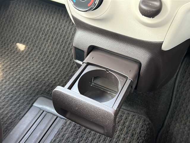 トヨタ ポルテ F 兵庫県 2019(令1)年 1.8万km チェリーパールクリスタルシャイン ワンオーナー/純正SDナビ/Bluetooth・AM/FM・HDMI・CD・DVD/フルセグTV/バックカメラ/ビルトインETC/片側パワースライドドア/チップアップシート/アンチロック・ブレーキ・システム/衝突被害軽減システム/横滑り防止装置/盗難防止装置/レーンキープアシスト/純正フロアマット/LEDヘッドライト/オートライト/オートマチックハイビーム/アイドリングストップ/プッシュスタート/取扱説明書/保証書