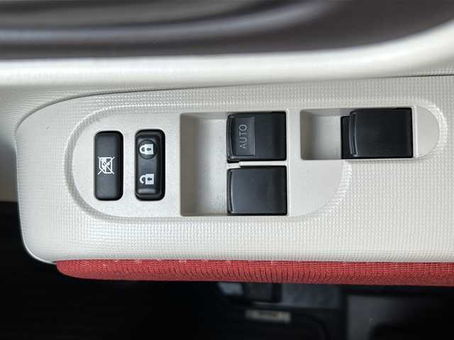 トヨタ ポルテ F 兵庫県 2019(令1)年 1.8万km チェリーパールクリスタルシャイン ワンオーナー/純正SDナビ/Bluetooth・AM/FM・HDMI・CD・DVD/フルセグTV/バックカメラ/ビルトインETC/片側パワースライドドア/チップアップシート/アンチロック・ブレーキ・システム/衝突被害軽減システム/横滑り防止装置/盗難防止装置/レーンキープアシスト/純正フロアマット/LEDヘッドライト/オートライト/オートマチックハイビーム/アイドリングストップ/プッシュスタート/取扱説明書/保証書