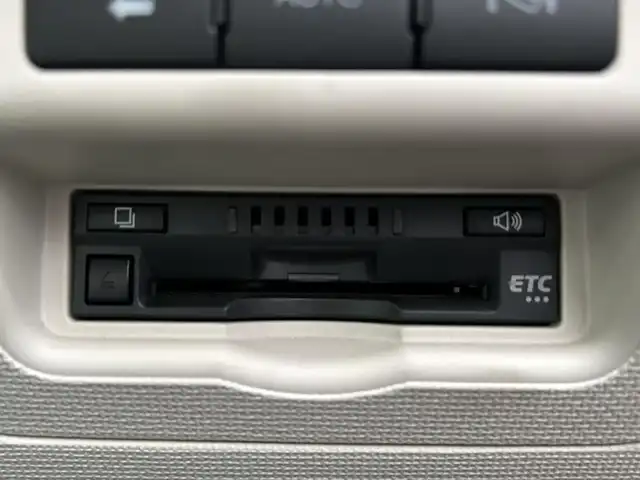 トヨタ ポルテ F 兵庫県 2019(令1)年 1.8万km チェリーパールクリスタルシャイン ワンオーナー/純正SDナビ/Bluetooth・AM/FM・HDMI・CD・DVD/フルセグTV/バックカメラ/ビルトインETC/片側パワースライドドア/チップアップシート/アンチロック・ブレーキ・システム/衝突被害軽減システム/横滑り防止装置/盗難防止装置/レーンキープアシスト/純正フロアマット/LEDヘッドライト/オートライト/オートマチックハイビーム/アイドリングストップ/プッシュスタート/取扱説明書/保証書