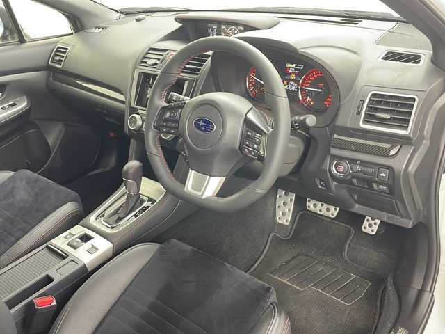 スバル ＷＲＸ Ｓ４ 2．0GT‐S アイサイト 道東・釧路十勝 2015(平27)年 7.8万km クリスタルホワイトP 4WD/前席パワーシート　/電動パーキングブレーキ　/全車速追従機能付クルーズコントロール/パドルシフト　/レーンアシスト　/衝突軽減ブレーキ/横滑り防止装置/アイドリングストップ　/スマートキー　/プッシュスタート　/純正ＬＥＤヘッドライト　/純正１８インチアルミホイール　/純正フロアマット