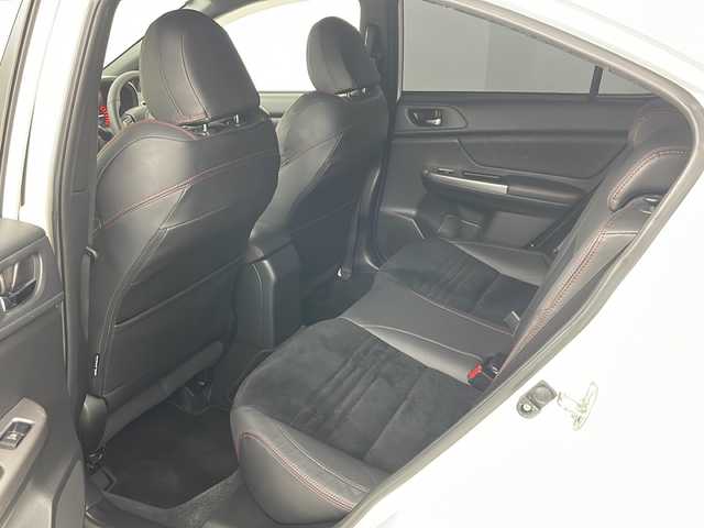 スバル ＷＲＸ Ｓ４ 2．0GT‐S アイサイト 道東・釧路十勝 2015(平27)年 7.8万km クリスタルホワイトP 4WD/前席パワーシート　/電動パーキングブレーキ　/全車速追従機能付クルーズコントロール/パドルシフト　/レーンアシスト　/衝突軽減ブレーキ/横滑り防止装置/アイドリングストップ　/スマートキー　/プッシュスタート　/純正ＬＥＤヘッドライト　/純正１８インチアルミホイール　/純正フロアマット