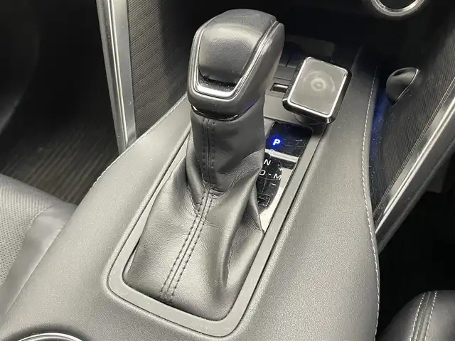 トヨタ ハリアー Z レザーパッケージ 茨城県 2020(令2)年 4.2万km プレシャスブラックパール 禁煙車/純正12.3型ディスプレイナビ/【Bluetooth/Apple car play/フルセグ】/モデリスタフルエアロ/全方位カメラ/JBLサウンド/合皮レザーシート/パワーシート/シートヒーター/ベンチレーション/デジタルインナーミラー/パワーバックドア/ETC2.0/純正ドライブレコーダー/ステアリングヒーター/オートマチックハイビーム