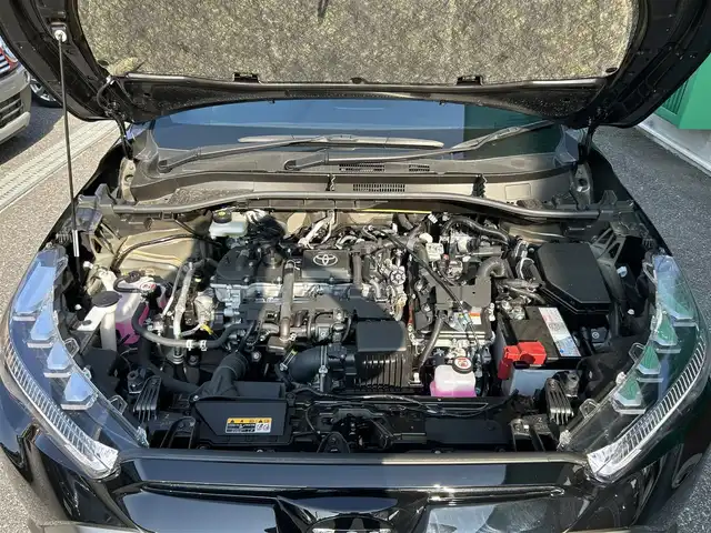 トヨタ カローラ クロス ハイブリッド Z 岐阜県 2025(令7)年 0.1万km アティチュードブラックマイカ 純正SDナビ/衝突軽減ブレーキ/LEDヘッドライト/バックカメラ/純正AW18インチ/パワーバックドア/D席パワーシート/ETC/ルーフレール/レーンキープ/スマートキー