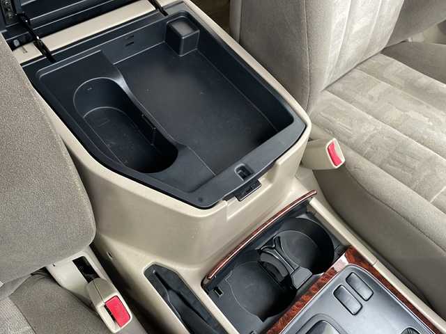 トヨタ ランドクルーザー VX－LTD 青森県 2000(平12)年 18.9万km ウォームシルバーM 4WD/社外SDナビ・フルセグTV/CD・DVD・Bluetooth/バックカメラ/クルーズコントロール/キーレスキー/ETC/ツインバッテリー/ヒッチメンバー/HIDライト/フォグランプ/純正16インチアルミ/スペアキー/保証書・取説書/ディーラー記録簿12枚あり/H26.10.19　102636km時Tベルト交換記録簿有