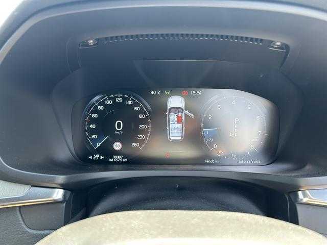 ボルボ Ｖ６０ T5 インスクリプション 埼玉県 2020(令2)年 3.8万km クリスタルホワイトP ワンオーナー/ベージュ革/シートヒーター/エアシート/パワーシート/純正HDDナビ/(Bluetooth/USB/CD/フルセグ)/ハーマンカードン　/全方位カメラ/ＬＥＤヘッドライト/ヘッドアップディスプレイ/ＥＴＣ