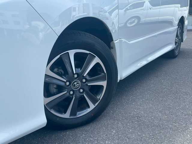 トヨタ ヴォクシー ZS 煌 宮崎県 2017(平29)年 5.4万km ホワイトパールクリスタルシャイン クルーズコントロール　/両側パワースライド　/ＥＴＣ　/ドラレコ　/ＬＥＤ　/純正フロアマット　/ＳＤナビ　/フルセグ　/Ｂｌｕｅｔｏｏｔｈ　/ＤＶＤ　/ＣＤ　/ＣａＴＴｏｚｚａｒｉａスピーカー