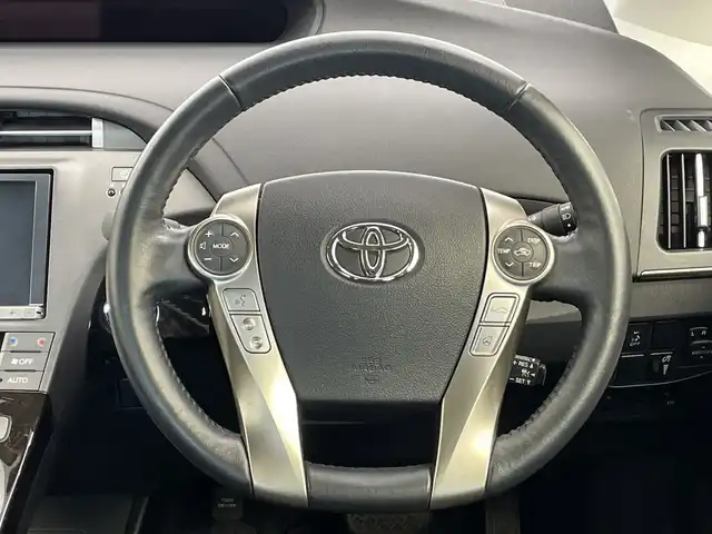 トヨタ プリウス ＰＨＶ G 新潟県 2013(平25)年 4.6万km ダークブルーマイカ 純正ナビ　/バックカメラ　/ハーフレザーシート　/追従クルーズコントロール/プラグインHV　/D席パワーシート　/前席シートヒーター　/衝突軽減　/ハロゲンオートライト　/地デジ　/ハンドルヒーター　/純正ETC　/純正１５インチアルミホイール/純正フロアマット/スマートキー/スペアキー