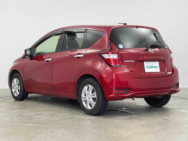 日産 ノート X DIG－S 新潟県 2018(平30)年 2.8万km ガーネットレッド 純正メモリナビ/（BT/FM/AM/フルセグTV/DVD)/全周囲カメラ/前後ドライブレコーダー/デジタルインナーミラー/電格ミラー/ドアバイザー/ヘッドライトレベライザー/ETC
