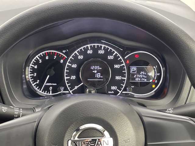 日産 ノート X DIG－S 新潟県 2018(平30)年 2.8万km ガーネットレッド 純正メモリナビ/（BT/FM/AM/フルセグTV/DVD)/全周囲カメラ/前後ドライブレコーダー/デジタルインナーミラー/電格ミラー/ドアバイザー/ヘッドライトレベライザー/ETC