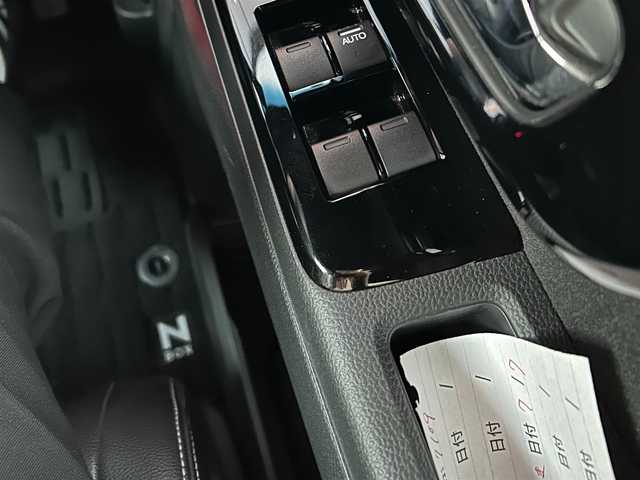 ホンダ Ｎ ＢＯＸ カスタム EX ターボ 千葉県 2021(令3)年 3.8万km クリスタルブラックパール 純正メモリナビ/(フルセグTV CD DVD BT FM AM)/バックカメラ/前後ドラレコ/衝突被害軽減システム/車線逸脱警報/クルーズコントロール/ハーフレザーシート/両側パワースライドドア/横滑り防止装置/ETC/アイドリングストップ/LEDヘッドライト/フォグランプ/オートライト/ウィンカーミラー/電動格納ミラー/純正15インチAW/シートヒーター/シートリフター/プッシュスタート/スマートキー/フロアマット/ドアバイザー/取扱説明書/保証書