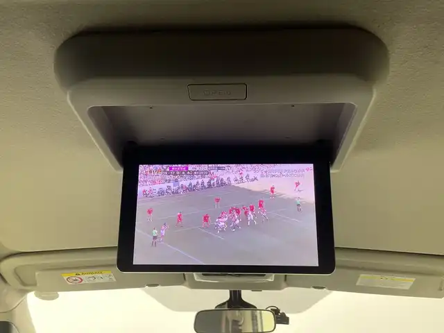 日産 セレナ e－パワー ハイウェイスター V 愛知県 2019(令1)年 6.9万km ブリリアントホワイトパール 2トーン 純正ナビ/・フルセグ/・Bluetooth/・CD/・DVD/・ブルーレイ/全周囲カメラ/フリップダウンモニター/両側パワースライドドア/クルコン/ETC/前後ドライブレコーダー/ABS/レーンキープアシスト/盗難防止装置/前後コーナーセンサー/衝突軽減ブレーキ/横滑り防止装置/オートライト/LEDヘッドライト/パワーステアリング/パワーウィンドウ/純正アルミホイール/純正フロアマット